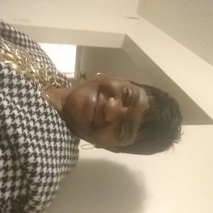 Meet your Posher, Roslyn